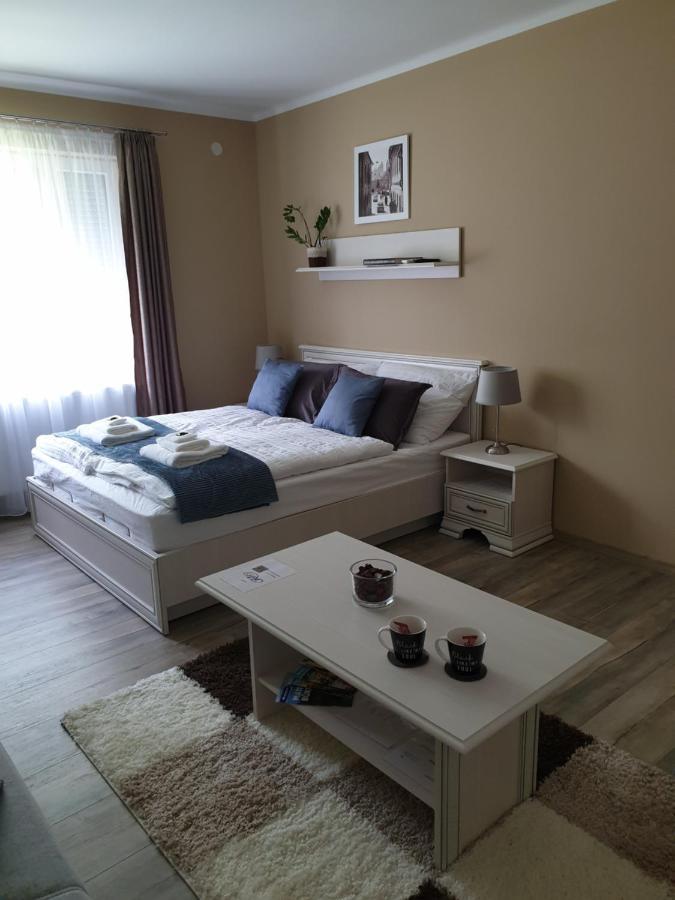 Royal Apartman Eger Kültér fotó